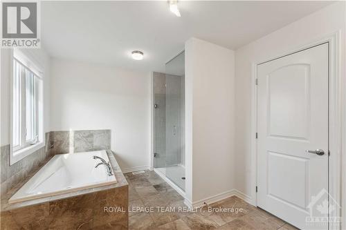 19 Tolchaco Court, Ottawa, ON - Indoor Photo Showing Bathroom