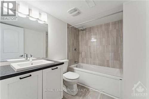 19 Tolchaco Court, Ottawa, ON - Indoor Photo Showing Bathroom