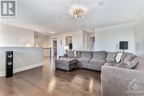 246 Lera Street, Smiths Falls, ON - Indoor Photo Showing Living Room