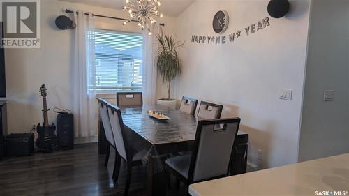 668 Ells Crescent, Saskatoon, SK - Indoor Photo Showing Dining Room