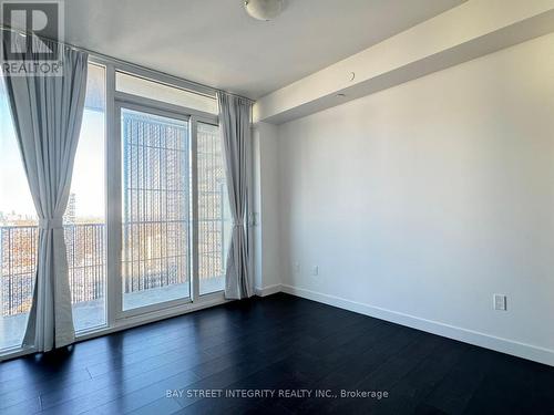 2105 - 8 Eglinton Avenue E, Toronto, ON - Indoor Photo Showing Other Room