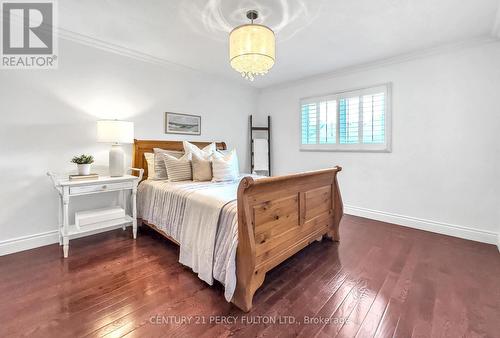 1630 Burnside Drive, Pickering, ON - Indoor Photo Showing Bedroom