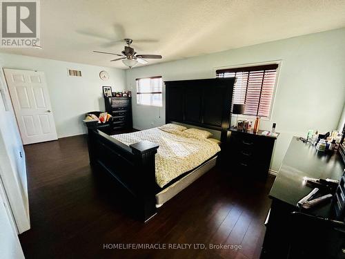 3035 Dalehurst Drive, Mississauga, ON - Indoor Photo Showing Bedroom