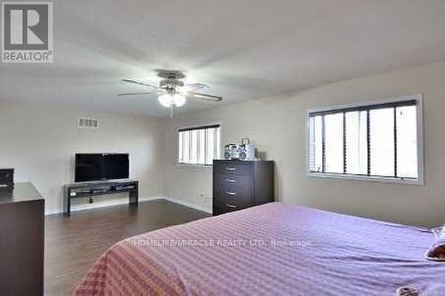 3035 Dalehurst Drive, Mississauga, ON - Indoor Photo Showing Bedroom