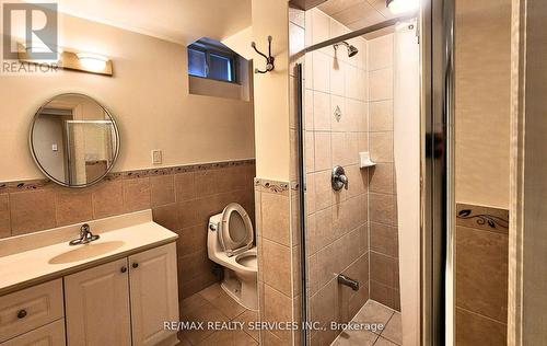 Bsmt - 387 Rocca Court, Mississauga, ON - Indoor Photo Showing Bathroom