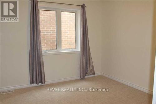 1406 Whitney Terrace, Milton, ON - Indoor Photo Showing Other Room