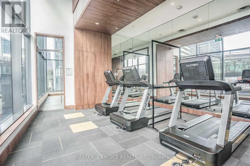 909 - 70 Queens Wharf Road, Toronto, ON - Indoor Photo Showing Gym Room