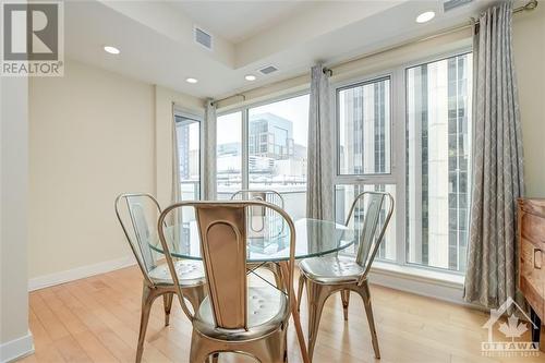 40 Nepean Street Unit#901, Ottawa, ON - Indoor Photo Showing Dining Room