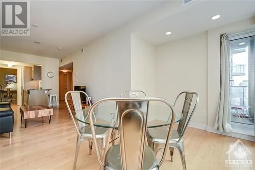 40 Nepean Street Unit#901, Ottawa, ON - Indoor Photo Showing Dining Room