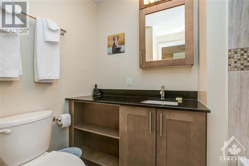 40 Nepean Street Unit#901, Ottawa, ON - Indoor Photo Showing Bathroom