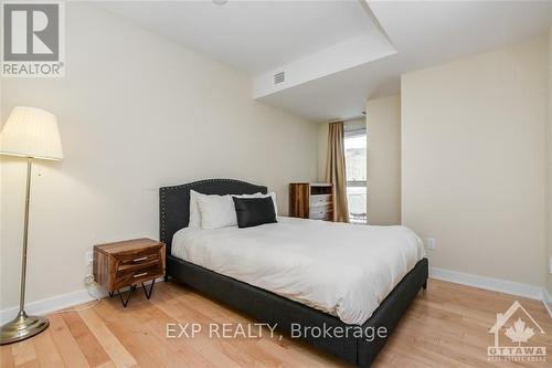 901 - 40 Nepean Street, Ottawa, ON - Indoor Photo Showing Bedroom