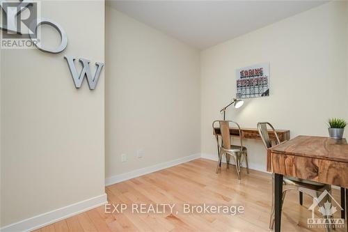 901 - 40 Nepean Street, Ottawa, ON - Indoor Photo Showing Dining Room