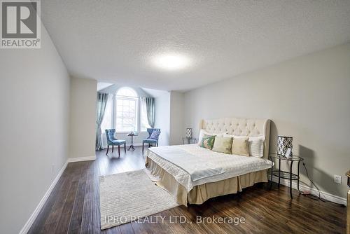 443 Hearthwood Drive, Kitchener, ON - Indoor Photo Showing Bedroom