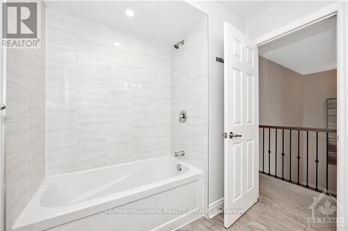 246 Willow Aster Circle, Ottawa, ON - Indoor Photo Showing Bathroom