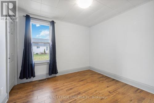 222 Courtwright Street, Fort Erie, ON - Indoor Photo Showing Other Room