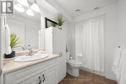 82 Dorchester Drive, Prince Edward County (Wellington), ON - Indoor Photo Showing Bathroom