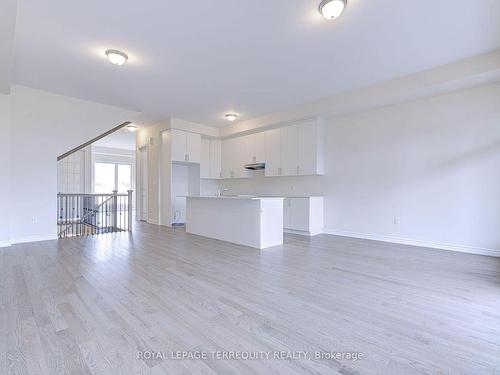 3135 Meadowridge Dr, Oakville, ON - Indoor Photo Showing Kitchen