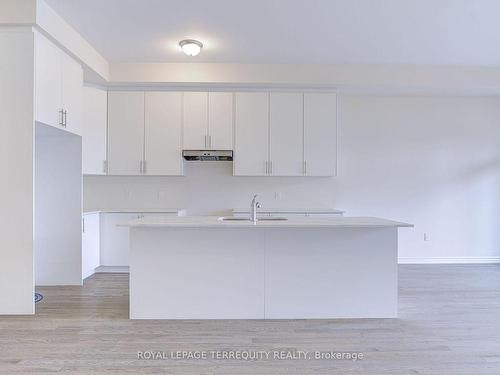 3135 Meadowridge Dr, Oakville, ON - Indoor Photo Showing Kitchen