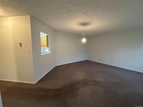 306-3226 Cowichan Lake Rd, Duncan, BC - Indoor Photo Showing Other Room