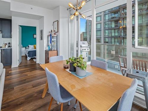 501-373 Tyee Rd, Victoria, BC - Indoor Photo Showing Dining Room