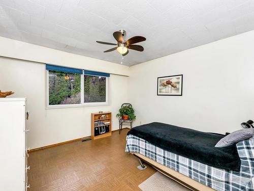 2840 Sybronden Rd, Langford, BC - Indoor Photo Showing Bedroom