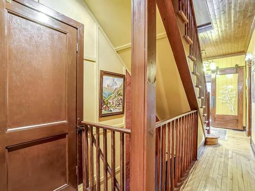 Staircase - 1384 Ch. Pierre-Péladeau, Sainte-Adèle, QC - Indoor Photo Showing Other Room