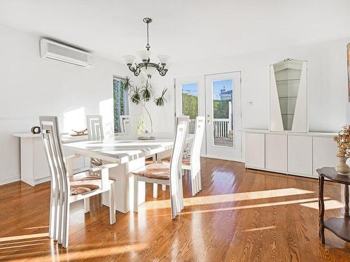 Coin-repas - 85 Crois. Des Pionniers, Saint-Jean-Sur-Richelieu, QC - Indoor Photo Showing Dining Room