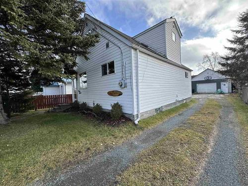 1215 Third Street E, Fort Frances, ON - Outdoor