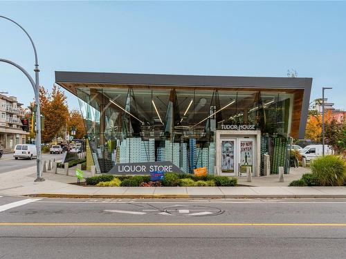 404-1405 Esquimalt Rd, Esquimalt, BC - Outdoor