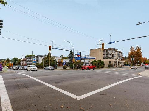 404-1405 Esquimalt Rd, Esquimalt, BC - Outdoor