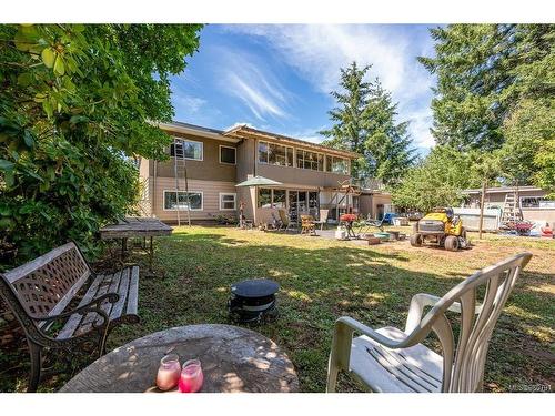 4732 Oakridge Dr, Courtenay, BC 