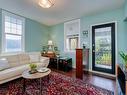 2737 Higgins St, Victoria, BC  - Indoor Photo Showing Living Room 