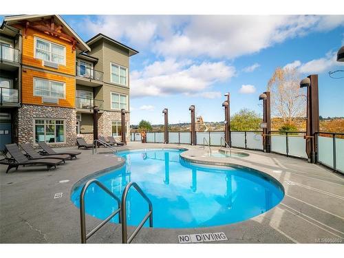 318C-1730 Riverside Lane, Courtenay, BC - Outdoor With In Ground Pool