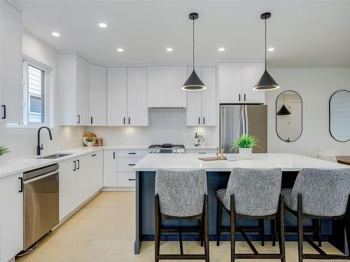 1439 Sandstone Lane, Langford, BC - Indoor Photo Showing Kitchen With Upgraded Kitchen