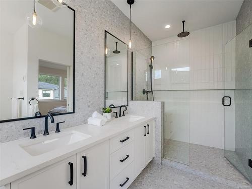 1439 Sandstone Lane, Langford, BC - Indoor Photo Showing Bathroom