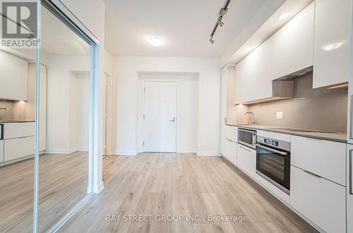 2103 - 28 Freeland Street, Toronto, ON - Indoor Photo Showing Kitchen