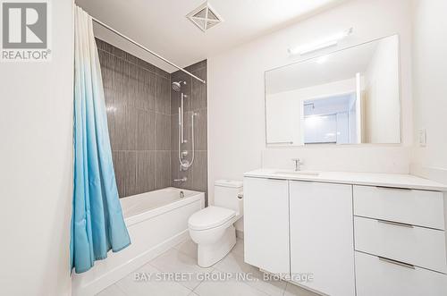 2103 - 28 Freeland Street, Toronto, ON - Indoor Photo Showing Bathroom