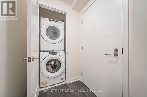 1502 - 28 Freeland Street, Toronto, ON - Indoor Photo Showing Laundry Room