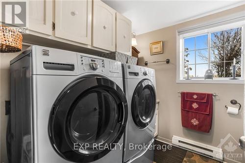 816 Charles Emile Street, Hawkesbury, ON - Indoor Photo Showing Laundry Room