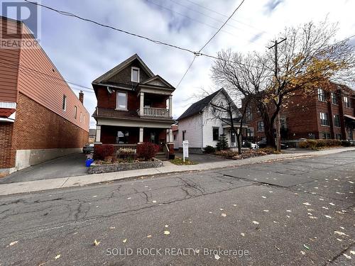 11 Melrose Avenue, Ottawa, ON - Outdoor