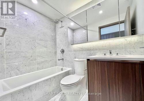 706 - 85 Mcmahon Drive, Toronto, ON - Indoor Photo Showing Bathroom