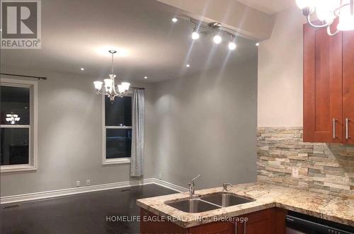 87 Simcoe Road, Bradford West Gwillimbury, ON - Indoor Photo Showing Kitchen With Double Sink