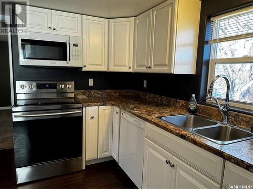 502 Main Street, Lampman, SK - Indoor Photo Showing Kitchen With Double Sink