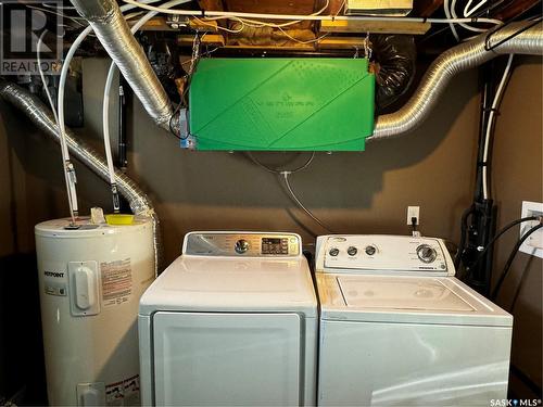 502 Main Street, Lampman, SK - Indoor Photo Showing Laundry Room