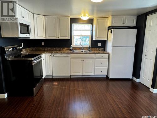 502 Main Street, Lampman, SK - Indoor Photo Showing Kitchen With Double Sink