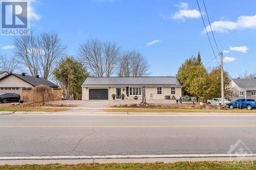 529 Main Street, Merrickville, ON - Outdoor With Facade