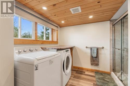 529 Main Street, Merrickville, ON - Indoor Photo Showing Laundry Room