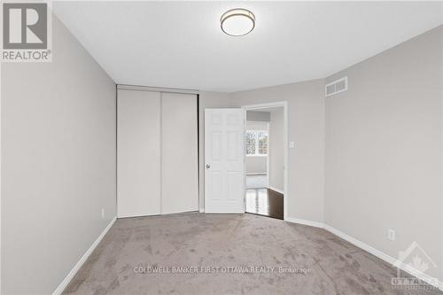 104 Bloomingdale Street, Ottawa, ON - Indoor Photo Showing Other Room