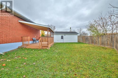 7405 Susan Crescent, Niagara Falls (220 - Oldfield), ON - Outdoor With Deck Patio Veranda