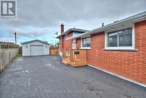 7405 Susan Crescent, Niagara Falls (220 - Oldfield), ON - Outdoor With Exterior